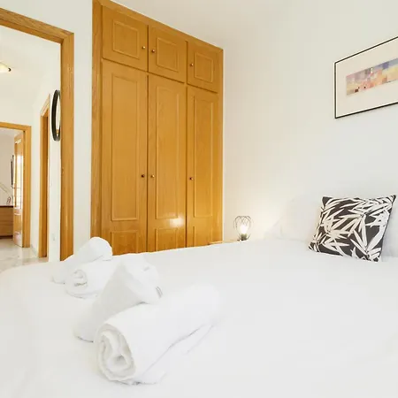 Nyaraló Beautiful Townhouse Walking Distance To The In Costabella,