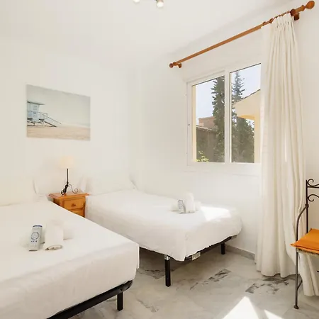 Feriehus Beautiful Townhouse Walking Distance To The In Costabella, *