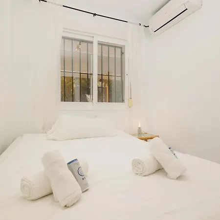 Beautiful Townhouse Walking Distance To The In Costabella, Nyaraló