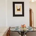 Beautiful Townhouse Walking Distance To The In Costabella, *