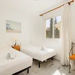 Nyaraló Beautiful Townhouse Walking Distance To The In Costabella, *