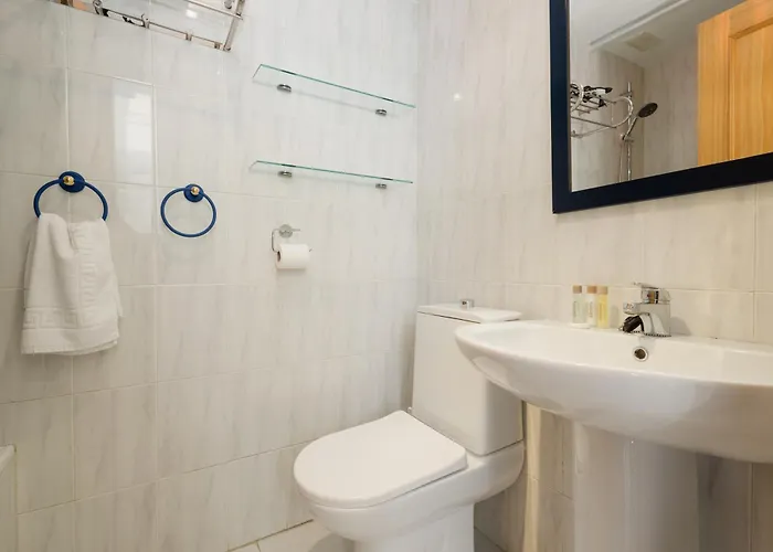 בית נופש Beautiful Townhouse Walking Distance To The In Costabella,